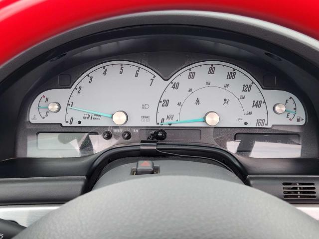 2002 Ford Thunderbird Vehicle Photo in DALLAS, TX 75209