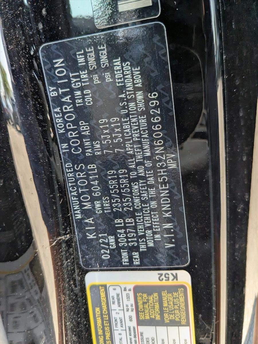 2022 Kia Carnival Vehicle Photo in St. Petersburg, FL 33713