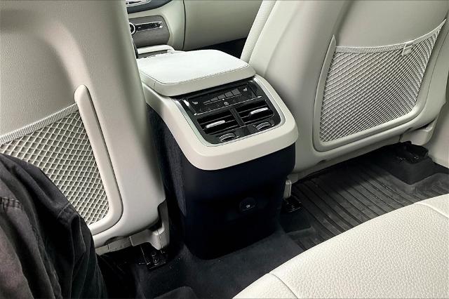 2023 Volvo XC90 Vehicle Photo in Grapevine, TX 76051