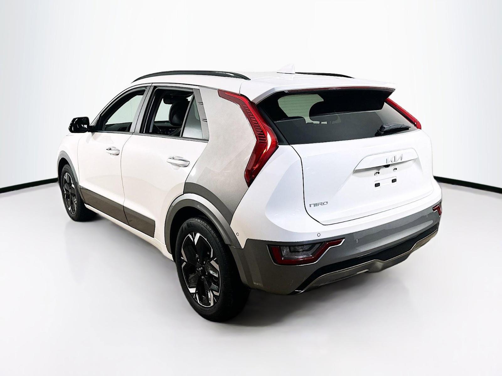 2024 Kia Niro EV Vehicle Photo in Langhorne, PA 19047