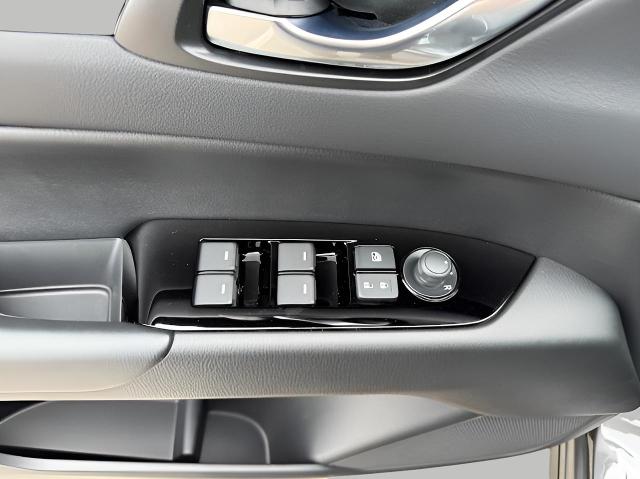 2025 Mazda CX-5 Vehicle Photo in Green Bay, WI 54304