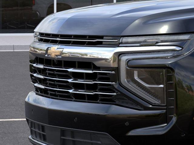 2025 Chevrolet Suburban Vehicle Photo in Roslyn, NY 11576