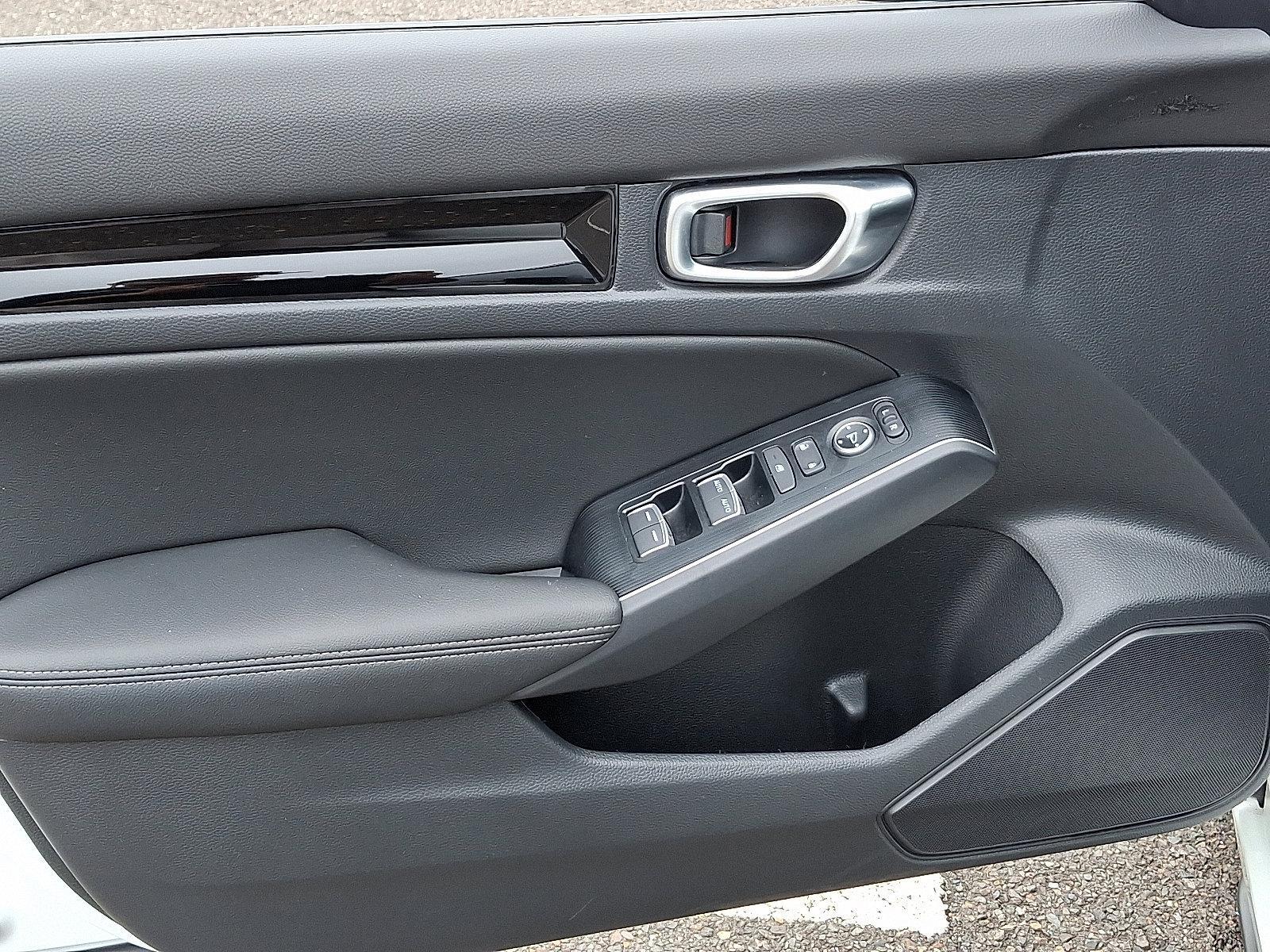 2024 Honda Civic Hatchback Vehicle Photo in Trevose, PA 19053