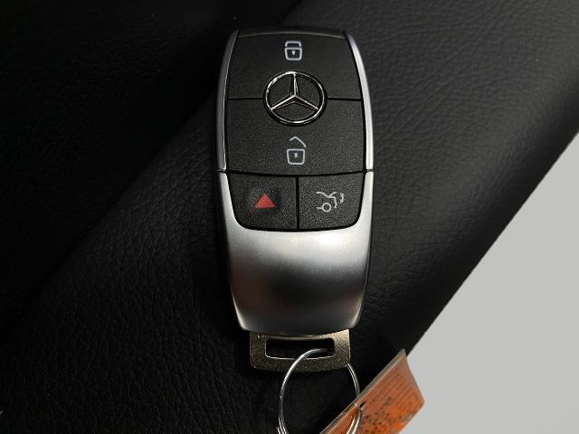 2025 Mercedes-Benz GLE Vehicle Photo in Appleton, WI 54913