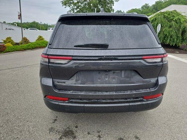 2022 Jeep Grand Cherokee Vehicle Photo in Pleasant Hills, PA 15236