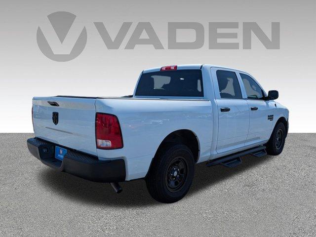 2022 Ram 1500 Classic Vehicle Photo in BRUNSWICK, GA 31525-1881