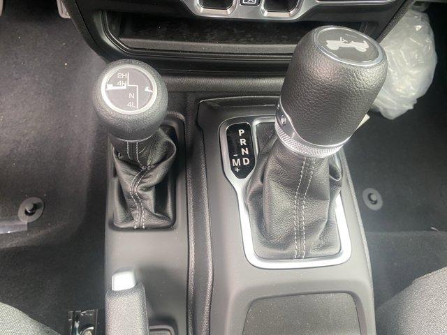 2025 Jeep Wrangler Vehicle Photo in Doylsetown, PA 18901