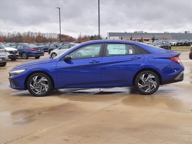 2025 Hyundai ELANTRA Hybrid Vehicle Photo in Peoria, IL 61615