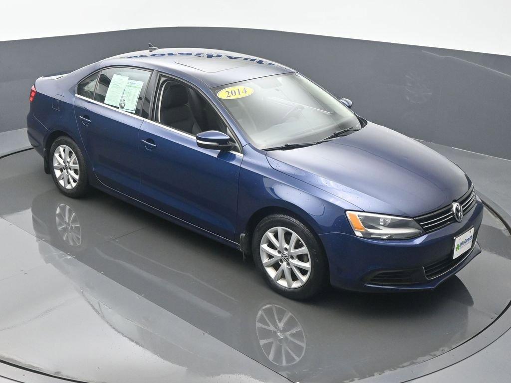 2014 Volkswagen Jetta Sedan Vehicle Photo in Marion, IA 52302