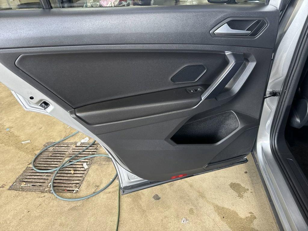 2021 Volkswagen Tiguan Vehicle Photo in Marion, IA 52302