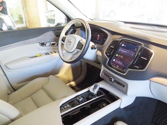 2023 Volvo XC90 Vehicle Photo in DELRAY BEACH, FL 33483-3294