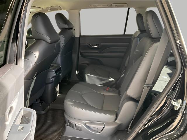 2024 Toyota Grand Highlander Vehicle Photo in Oshkosh, WI 54904