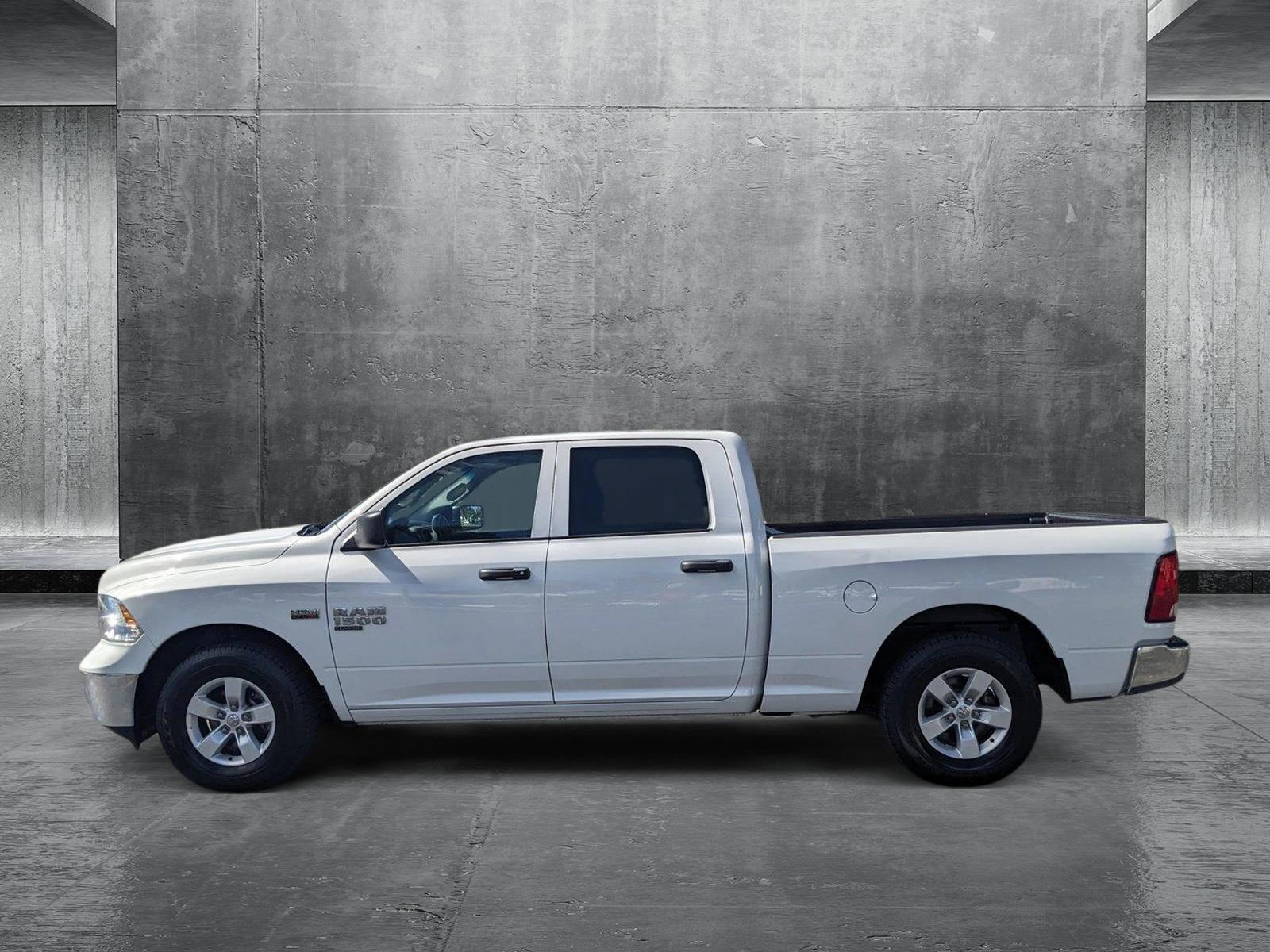 2022 Ram 1500 Classic Vehicle Photo in Pembroke Pines, FL 33027