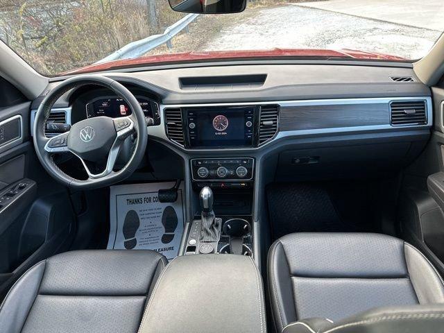 2022 Volkswagen Atlas Vehicle Photo in MEDINA, OH 44256-9631