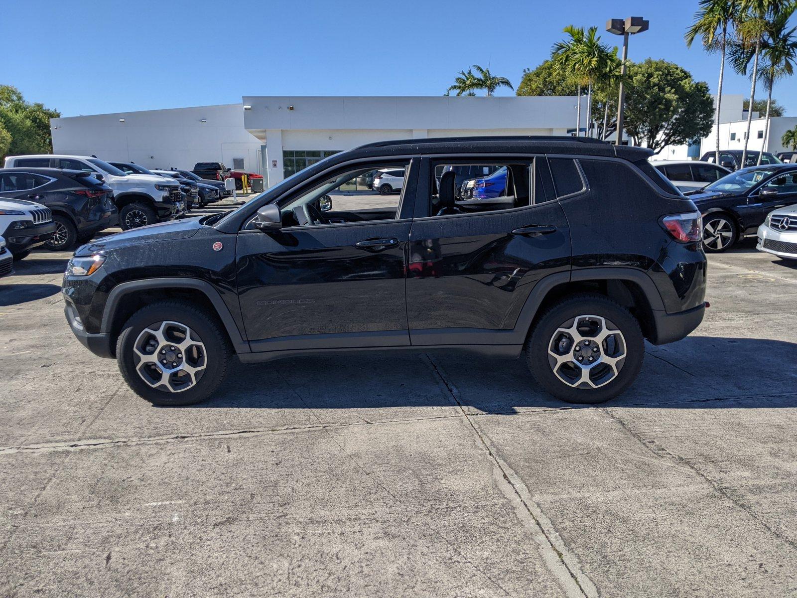 2022 Jeep Compass Vehicle Photo in PEMBROKE PINES, FL 33024-6534