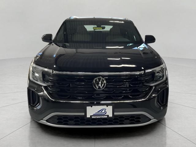 2025 Volkswagen Atlas Cross Sport Vehicle Photo in Oshkosh, WI 54904