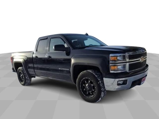 Used 2015 Chevrolet Silverado 1500 LT with VIN 1GCVKREC2FZ182229 for sale in Grand Rapids, Minnesota