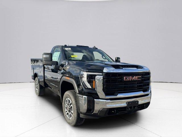 2025 GMC Sierra 3500 HD Vehicle Photo in LEOMINSTER, MA 01453-2952