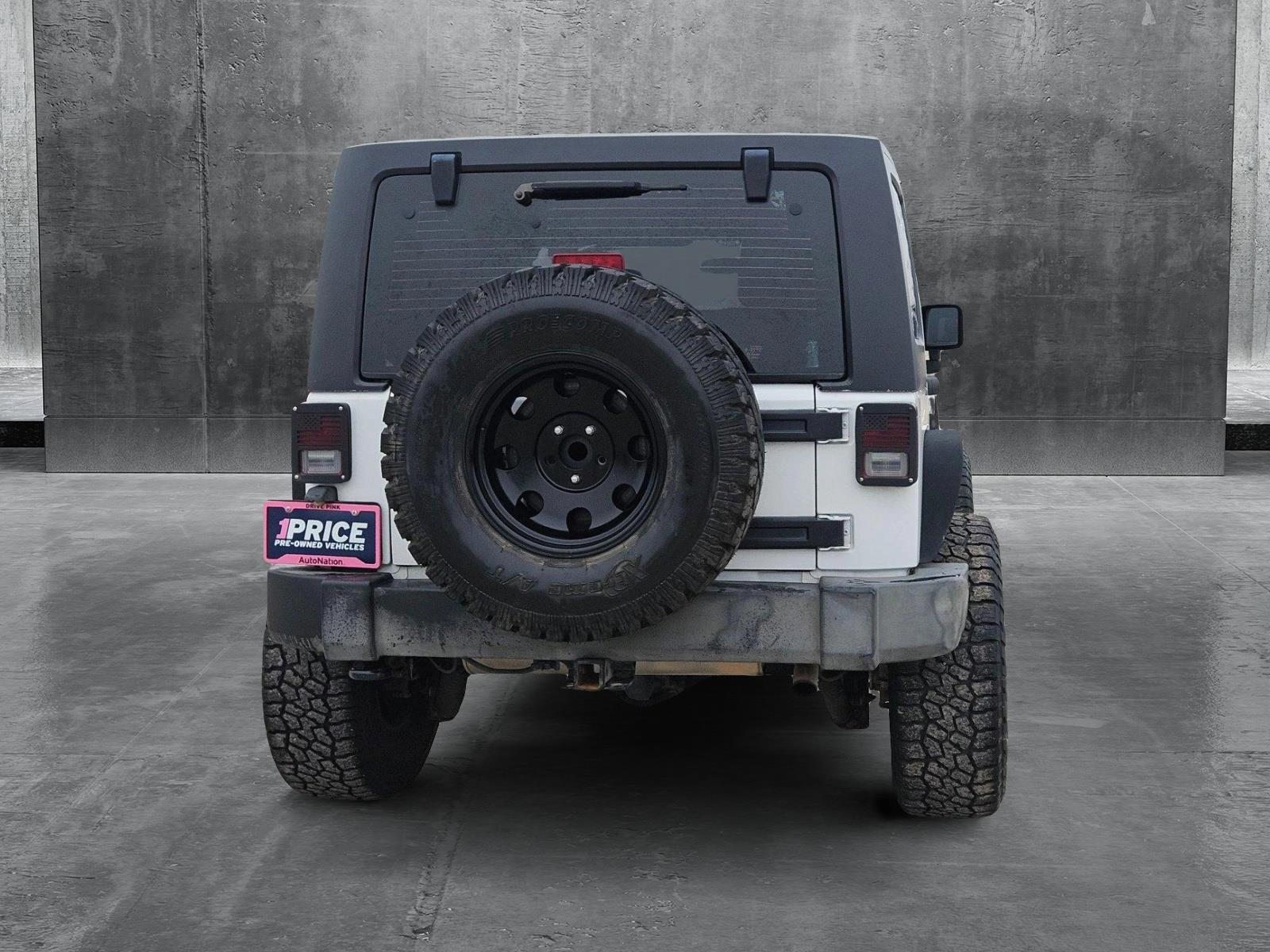 2013 Jeep Wrangler Unlimited Vehicle Photo in NORTH RICHLAND HILLS, TX 76180-7199