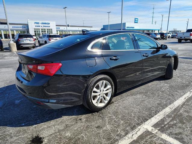 2017 Chevrolet Malibu Vehicle Photo in GREEN BAY, WI 54304-5303