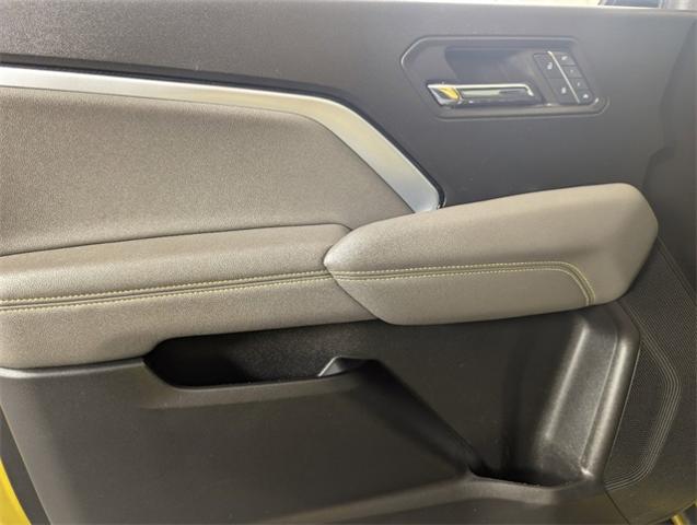 2023 Chevrolet Colorado Vehicle Photo in ENGLEWOOD, CO 80113-6708