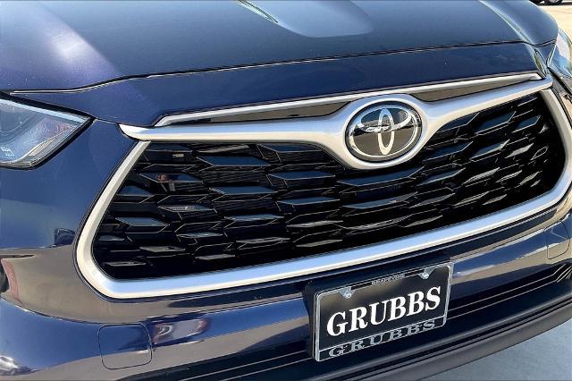 2023 Toyota Highlander Vehicle Photo in Grapevine, TX 76051