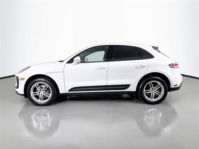 2022 Porsche Macan Vehicle Photo in Puyallup, WA 98371