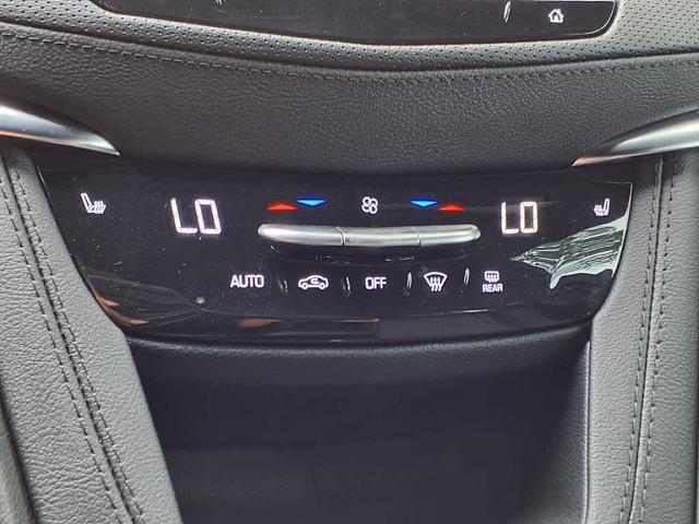 2025 Cadillac XT5 Vehicle Photo in San Antonio, TX 78230-1001