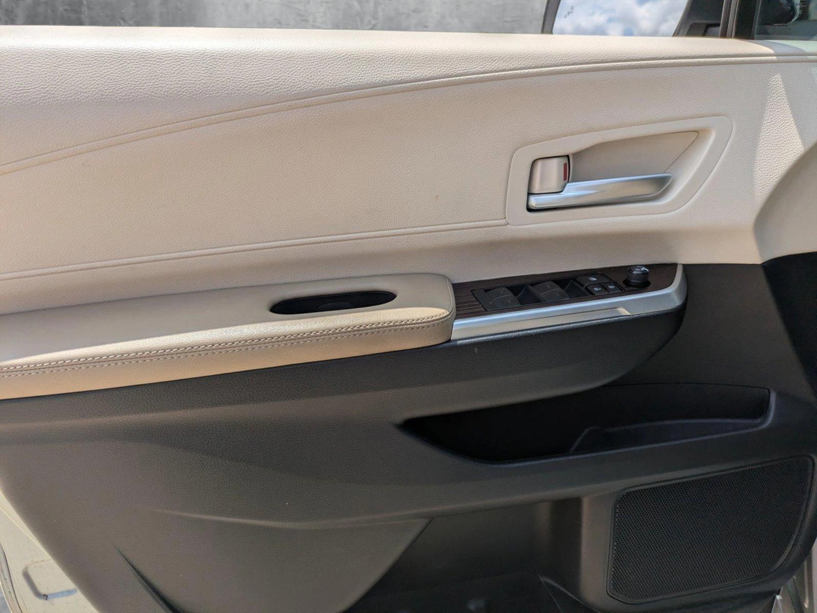 2023 Toyota Sienna Vehicle Photo in Winter Park, FL 32792