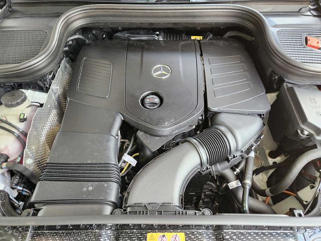 2025 Mercedes-Benz GLE Vehicle Photo in HOUSTON, TX 77079