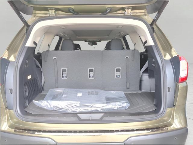 2025 Subaru Ascent Vehicle Photo in Green Bay, WI 54304