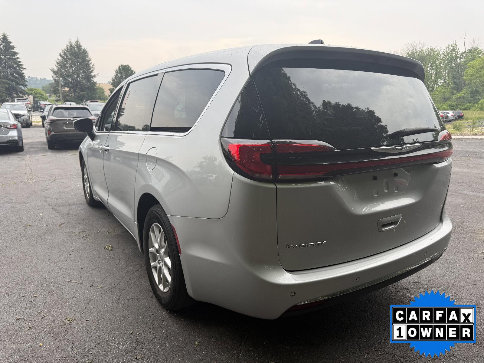 2023 Chrysler Pacifica Vehicle Photo in Harrisburg, PA 17111