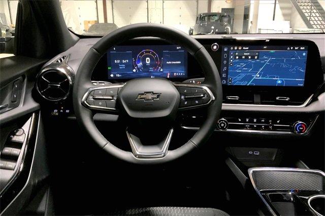 2025 Chevrolet Equinox Vehicle Photo in TOPEKA, KS 66609-0000