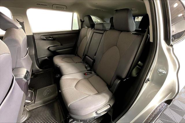 2024 Toyota Highlander Vehicle Photo in Tulsa, OK 74129