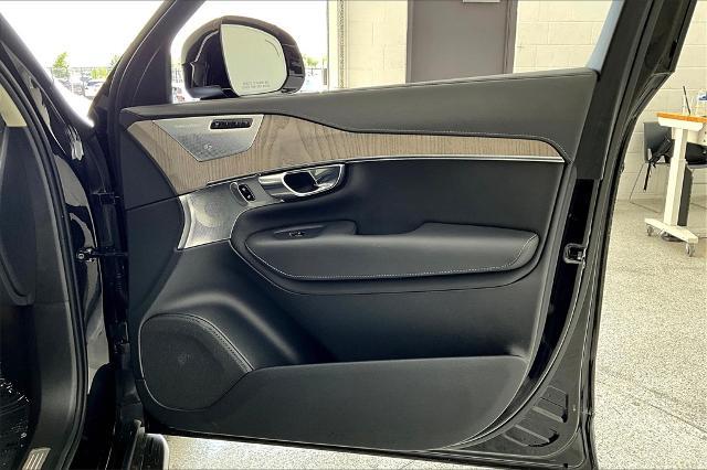 2021 Volvo XC90 Vehicle Photo in Grapevine, TX 76051