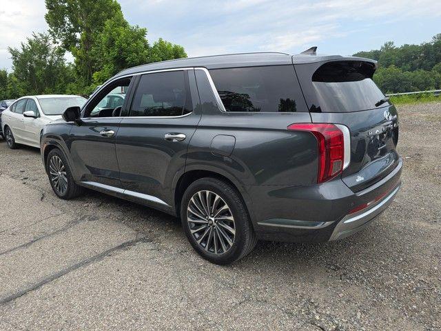 2024 Hyundai PALISADE Vehicle Photo in Pleasant Hills, PA 15236