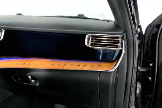 2022 Jeep Grand Wagoneer Vehicle Photo in Kansas City, MO 64114