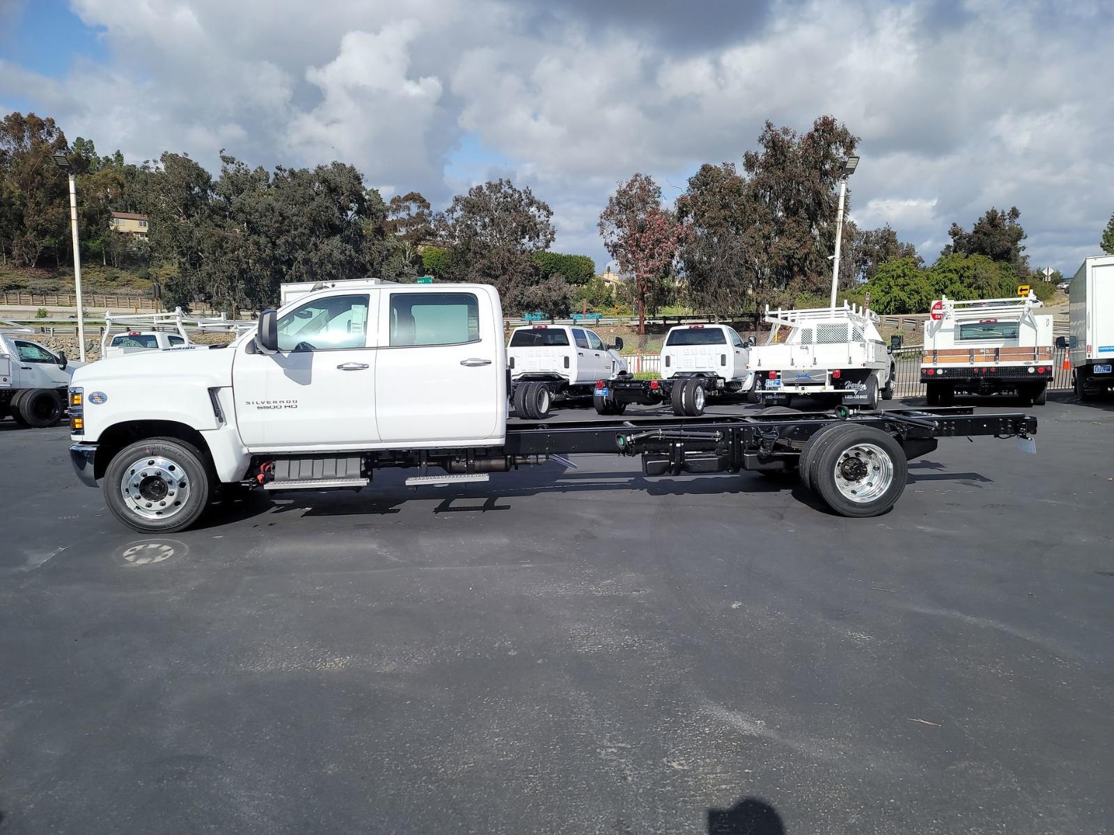 2023 Chevrolet Silverado Chassis Cab Vehicle Photo in LA MESA, CA 91942-8211