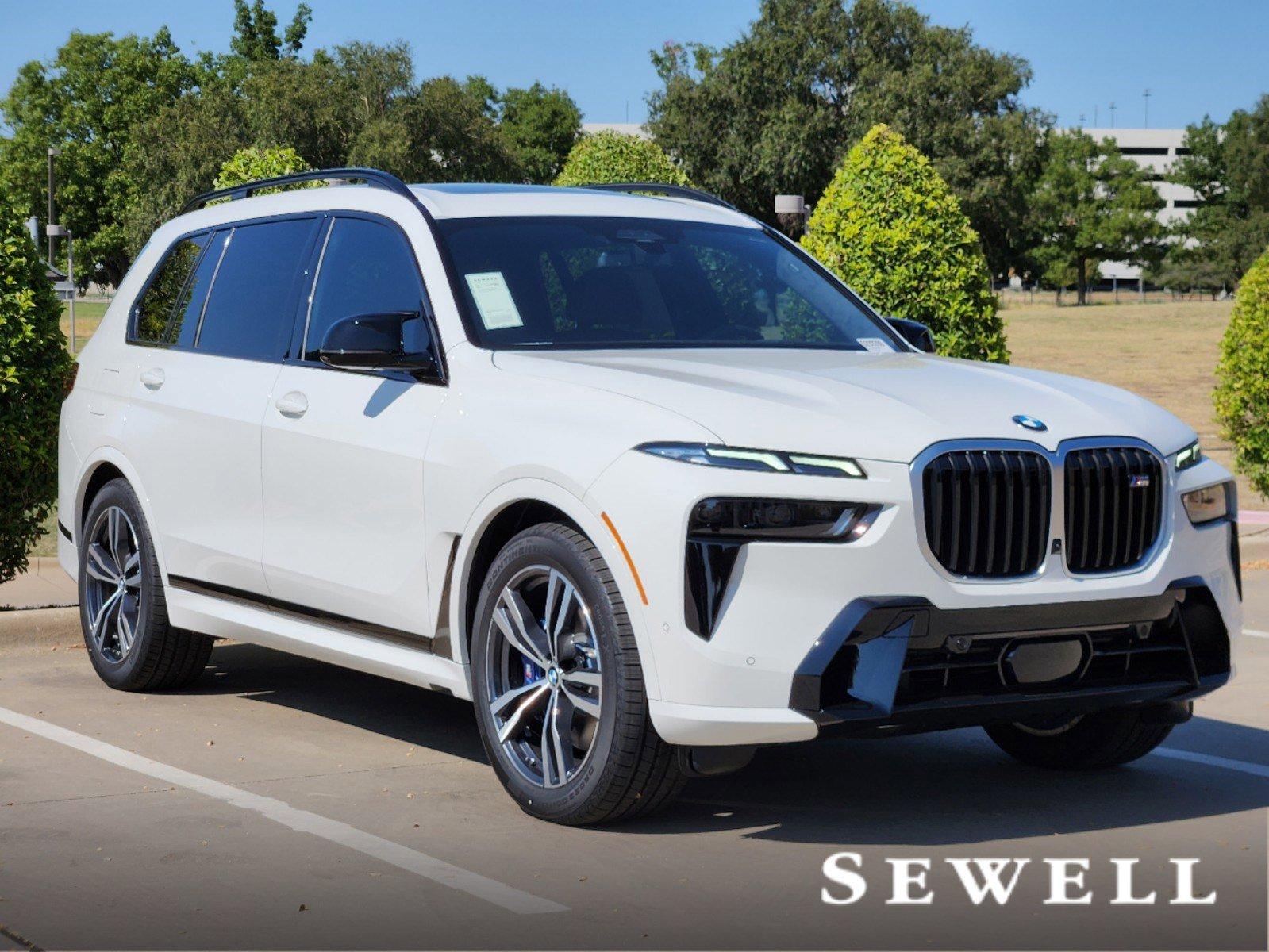 2025 BMW X7 M60i Vehicle Photo in PLANO, TX 75024