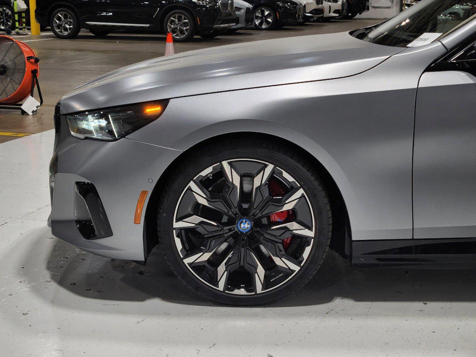 2024 BMW i5 Vehicle Photo in GRAPEVINE, TX 76051