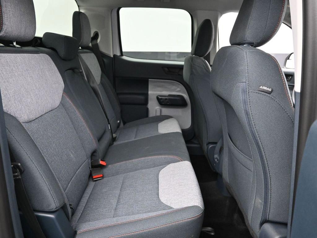2024 Ford Maverick Vehicle Photo in Cedar Rapids, IA 52402