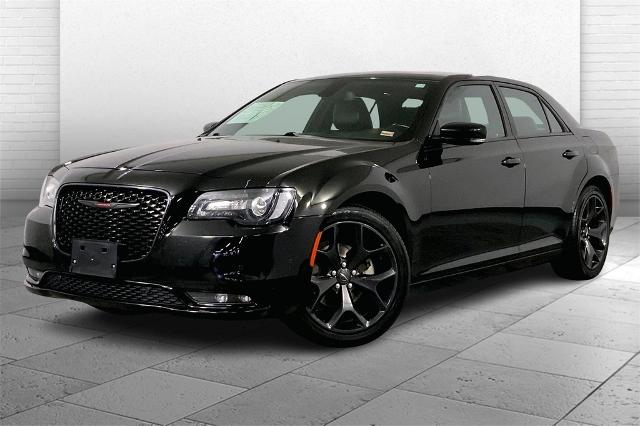 2022 Chrysler 300 Vehicle Photo in Kansas City, MO 64114