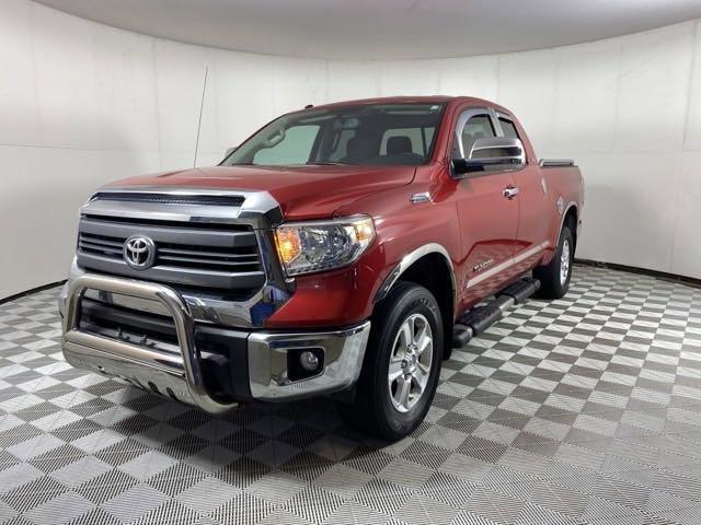 2014 Toyota Tundra 4WD Truck Vehicle Photo in MEDINA, OH 44256-9001