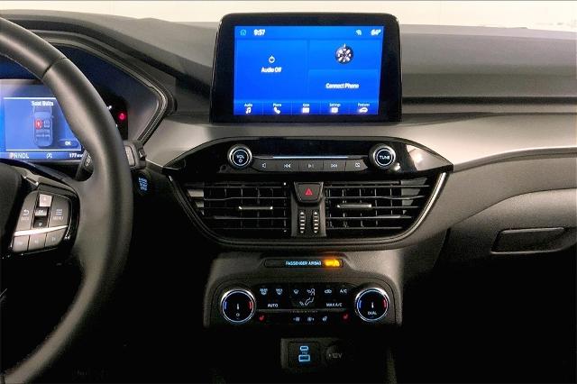 2023 Ford Escape Vehicle Photo in Kansas City, MO 64114