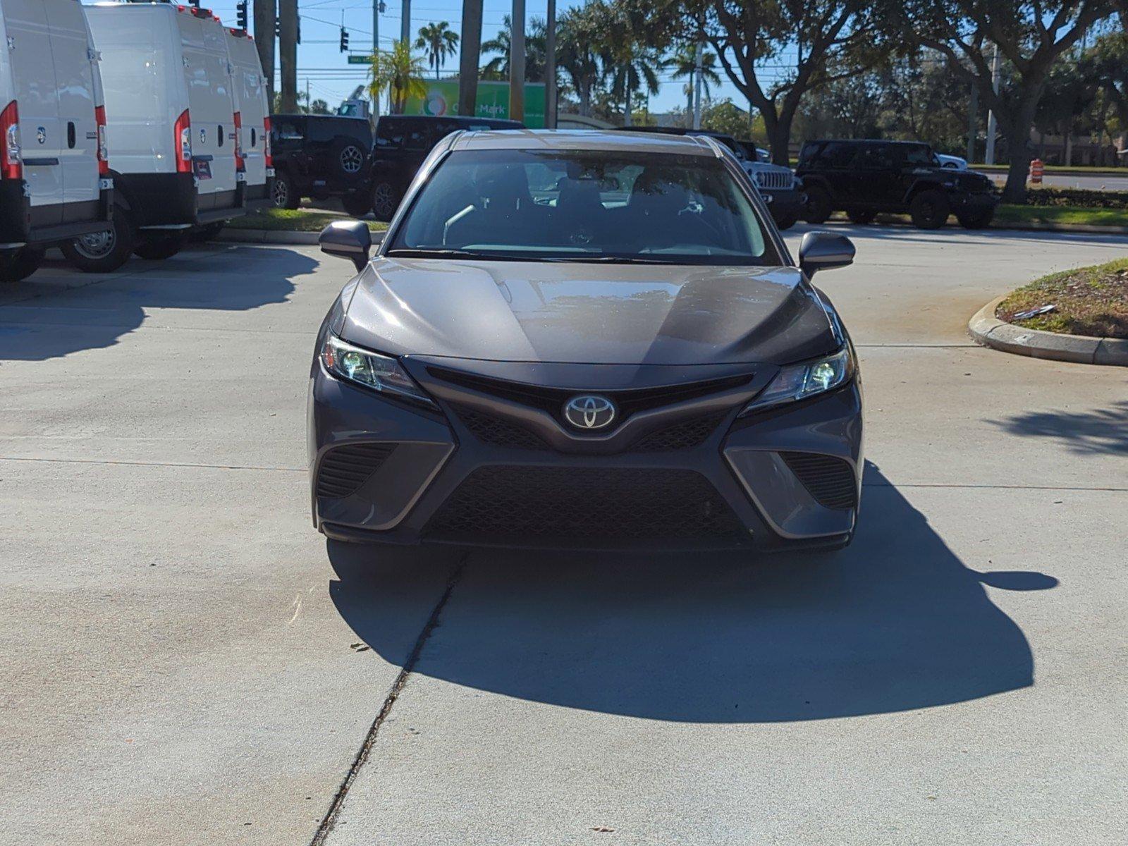 2019 Toyota Camry Vehicle Photo in Pembroke Pines, FL 33027