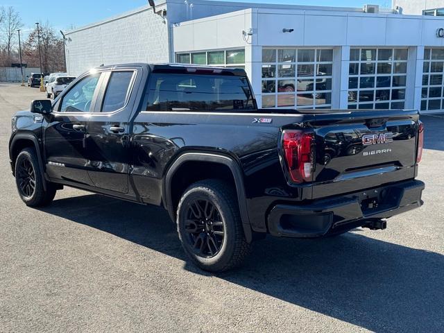 2025 GMC Sierra 1500 Vehicle Photo in LOWELL, MA 01852-4336