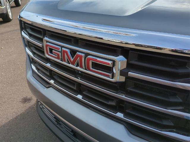 2024 GMC Acadia Vehicle Photo in GOODYEAR, AZ 85338-1310