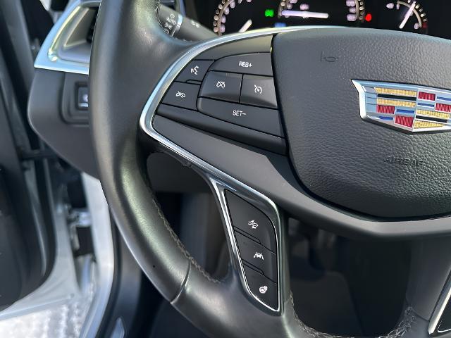 2017 Cadillac XT5 Vehicle Photo in MANITOWOC, WI 54220-5838