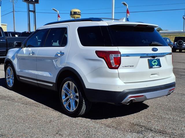 2017 Ford Explorer Vehicle Photo in NEDERLAND, TX 77627-8017