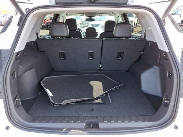 2024 GMC Terrain Vehicle Photo in WATERTOWN, CT 06795-3318